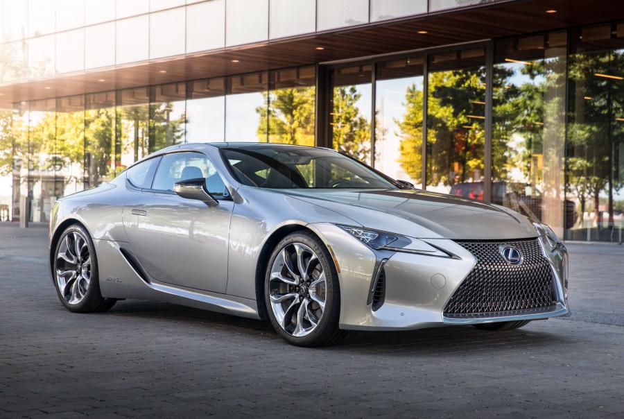  Lexus LC500h 2017 года  (NA) (фото 39 из 40)
